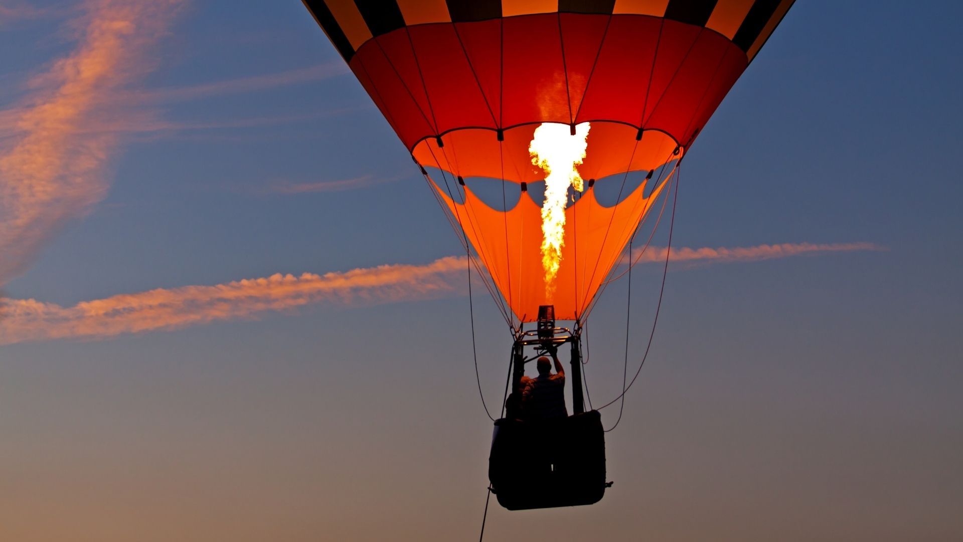 https://www.skysthelimitballooning.com/wp-content/uploads/2026/02/Hot-Air-Ballooning-Safety-101-Hero.jpg